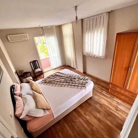 Villa A Cozy For A Large Family Marmaris